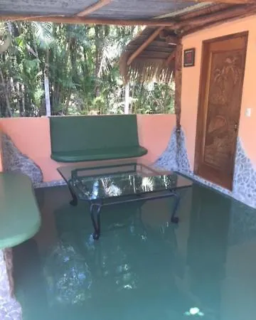 Hotel Mal Pais Surf Camp à Playa Santa Teresa  Extérieur photo